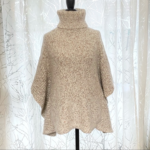 Club Monaco cream tan chunky knit ribbed turtleneck poncho sweater - Picture 3 of 10